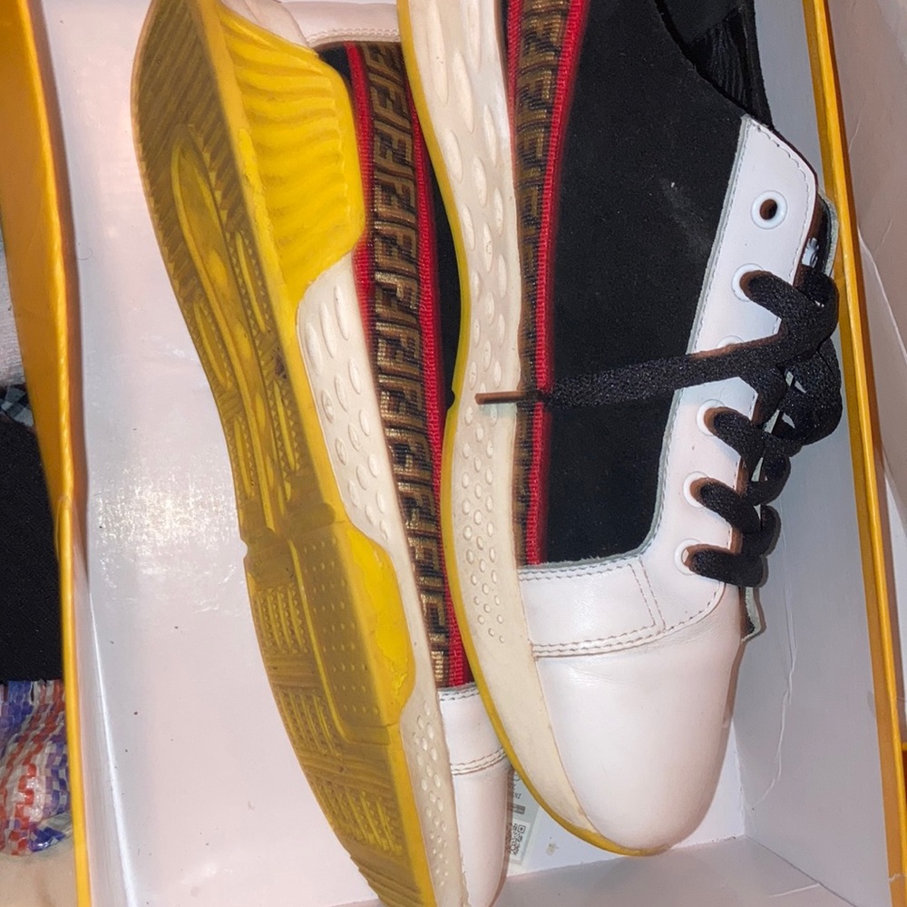 Fendi shoes size 8
